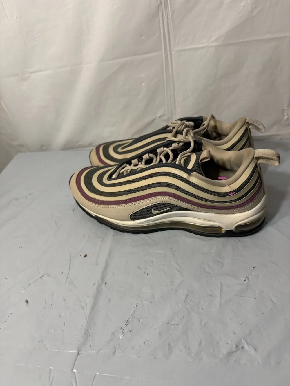 Nike Women's Air Max 97 Ultra '17 SE 